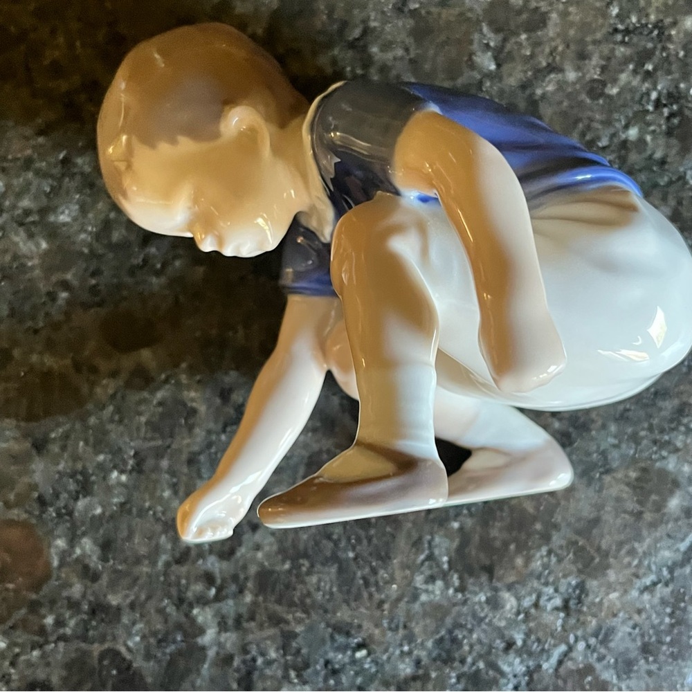 2 pc Bing & Grondahl Denmark Boy 1636BL and Goose 1902 - Picture 5 of 12